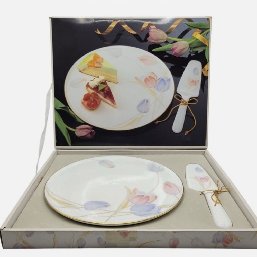 Mikasa Bone China Serving Set